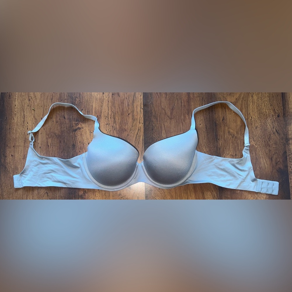 Aerie Sunnie Demi Bra – 36D – Shimmery Silver ✨